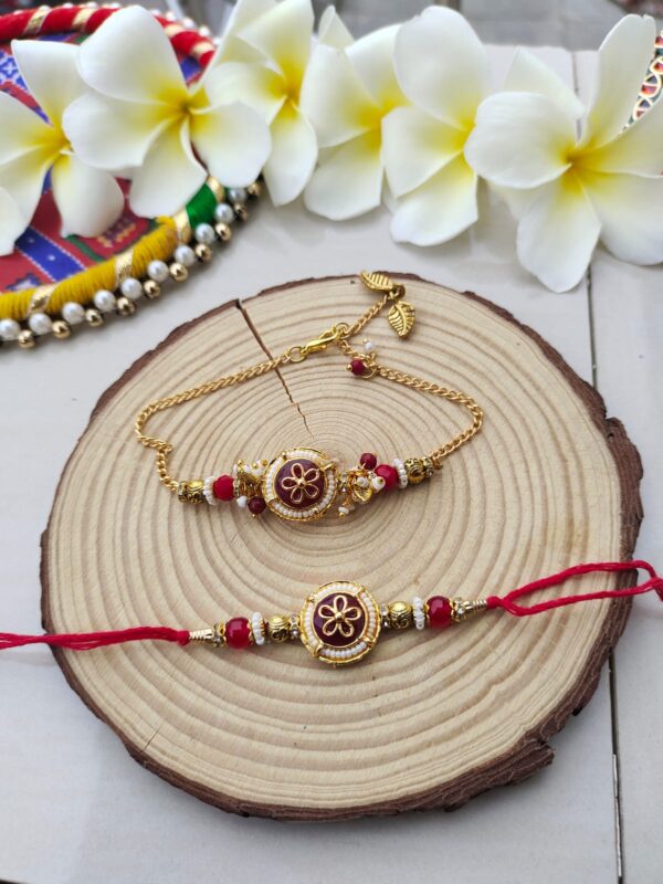 Regal Maroon Floral Bhaiya Bhabhi Rakhi Set - Image 2