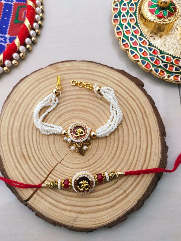 Divine Om Bhaiya Bhabhi Rakhi Set - Image 2